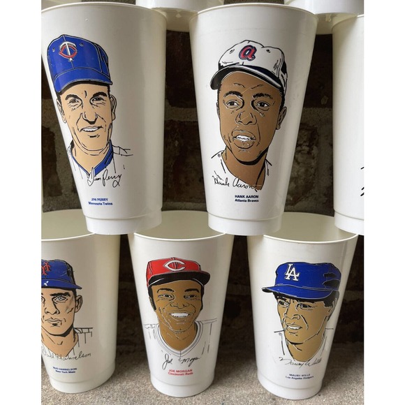 Lot of 17 Vintage 7 Eleven Amoco MLB Player Profile Collectible Slurpee Cups - Picture 3 of 5